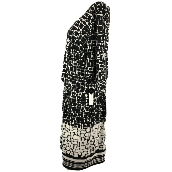 NWT‎ Sandra Darren Dress Womens Sz 16 Black White Patterned Stretch Short Sleeve - Picture 2 of 11